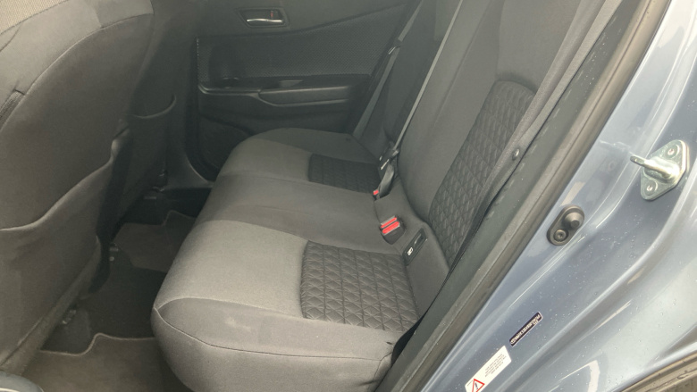 Toyota C-HR 1.8 Hybrid Design 5dr CVT Hybrid Hatchback